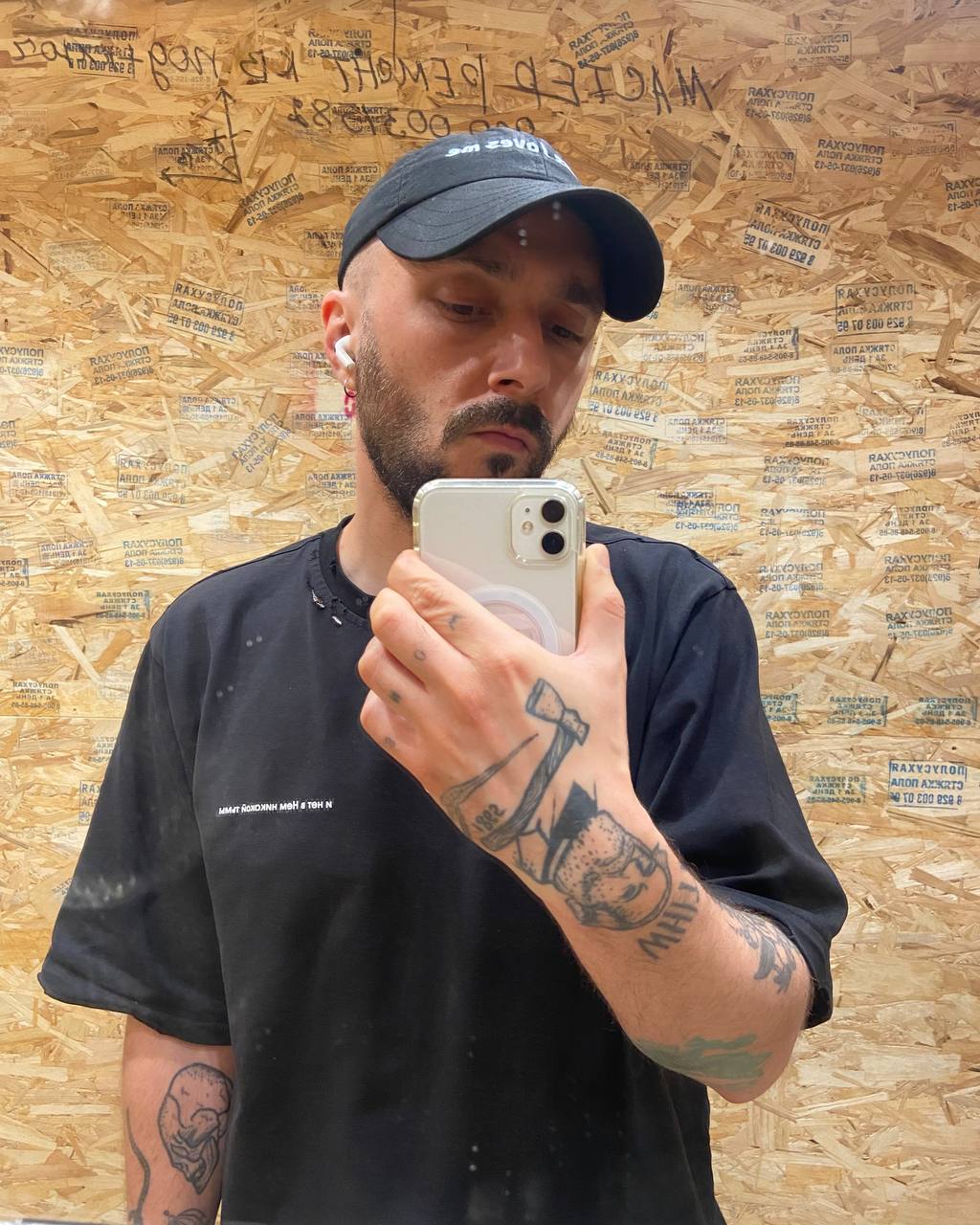 А для тех кто не помнит, как я выгляжу и не... image preview