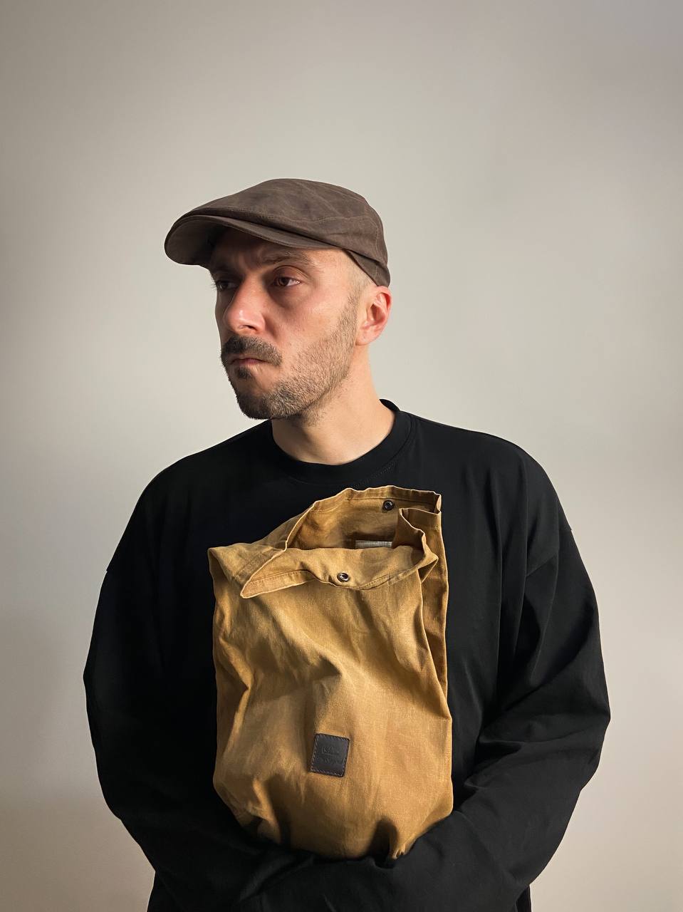 На этих фотографиях Sam Greywool вообще всё! 💫 image preview