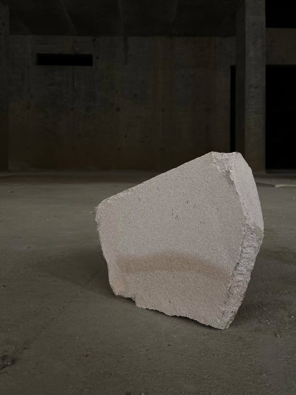 Камень 🪨 image preview