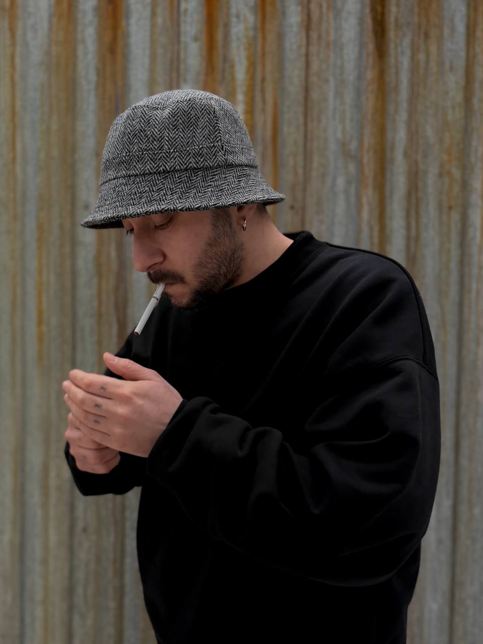 Панама из шерсти Harris Tweed без лишних слов image preview