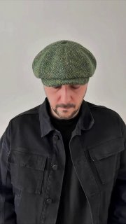 Девять секунд зеленого ирландского твида image preview