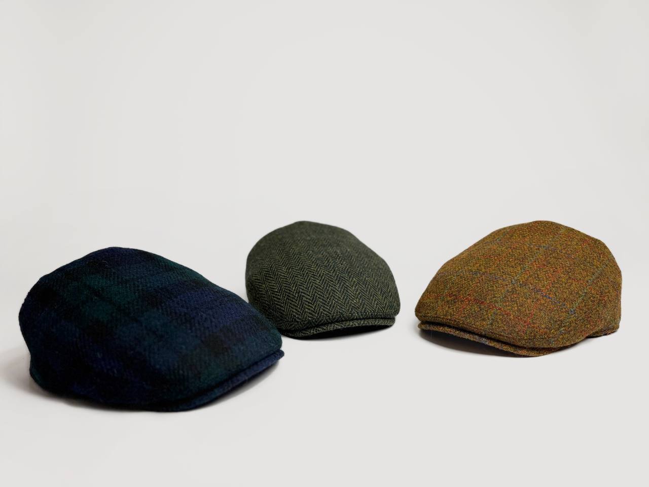 Максимальная сочность трио флэт капов Sam Greywool image preview