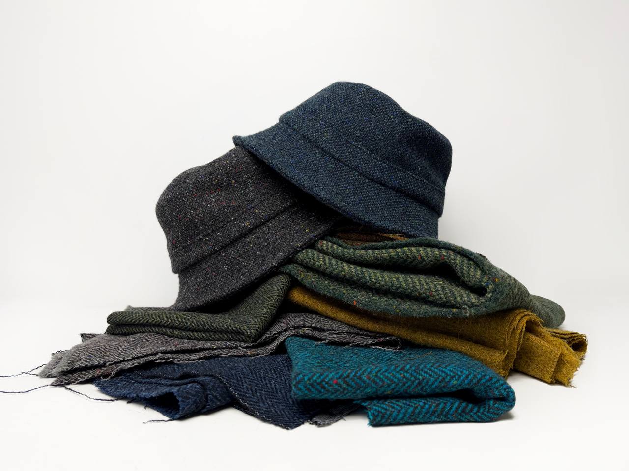 У всех тут панамы твидовые уже есть? Кому что... image preview